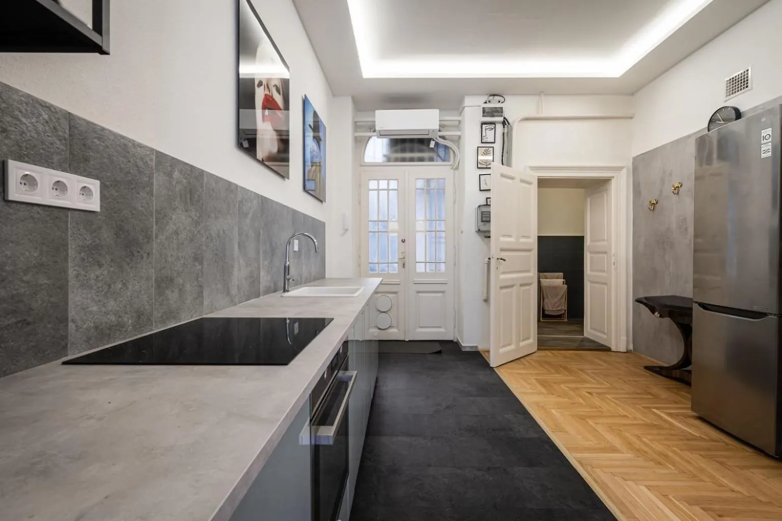 Aviator Luxury Apartment In The City Center  بودابست